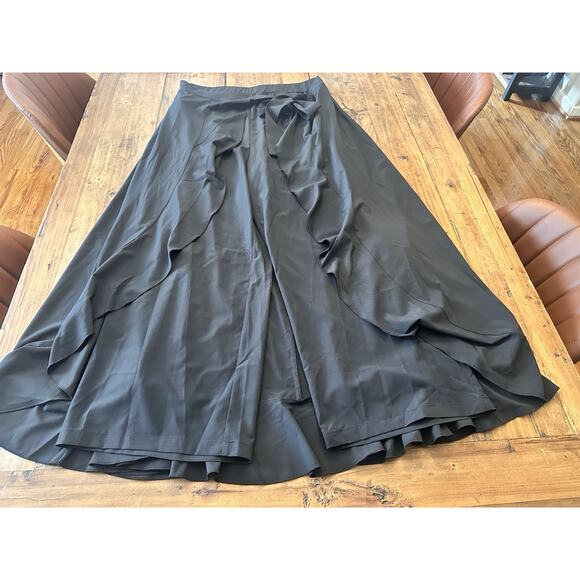 HALARA Pants - Halara Breezeful High Waisted High Low Quick Dry Maxi Skirt Skort Size Large